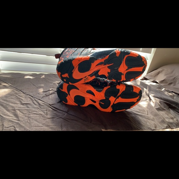 Nike Lil Posite Magma Lava 5.5Y like new condition - Picture 4 of 4